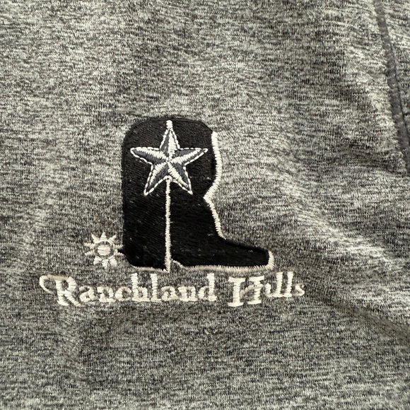 Sun Mountain Women's Gray Long Sleeve 1/4 Zip Pullover - Picture 3 of 8